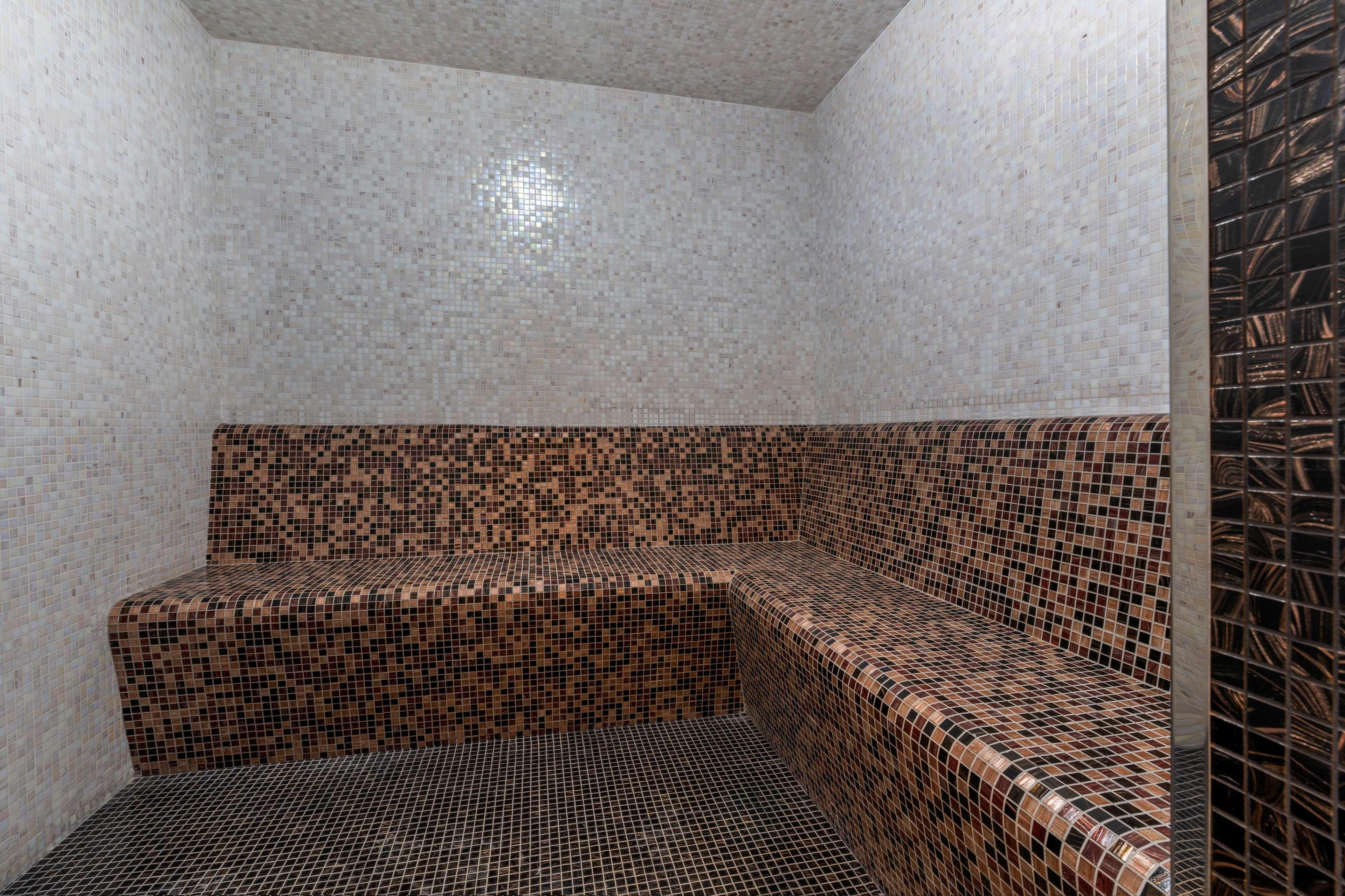 Aleph Doha Residences, Curio Collection By Hilton Εξωτερικό φωτογραφία Hamam in a Turkish bath