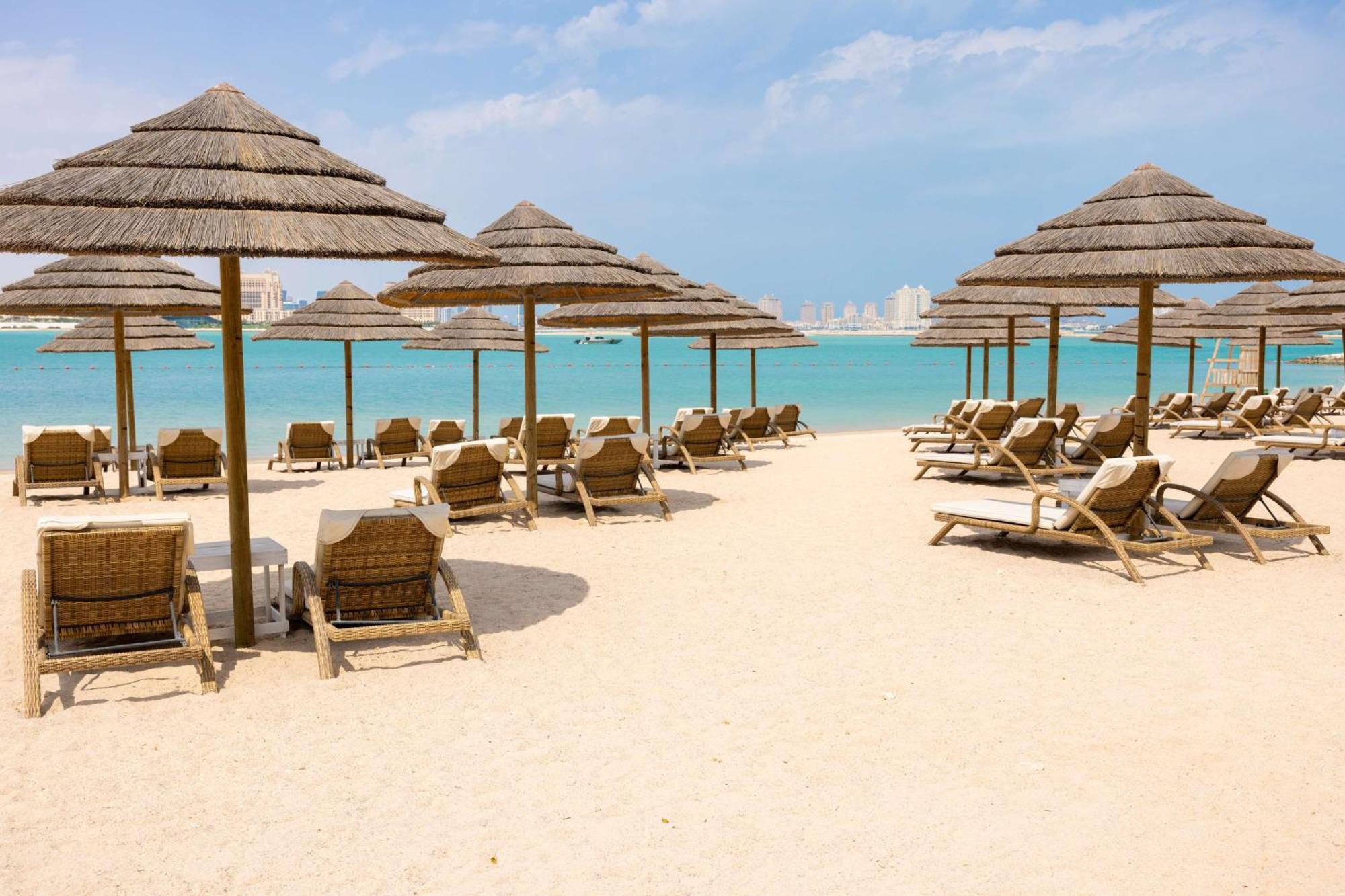 Aleph Doha Residences, Curio Collection By Hilton Εξωτερικό φωτογραφία Beach at Jumeirah Islands